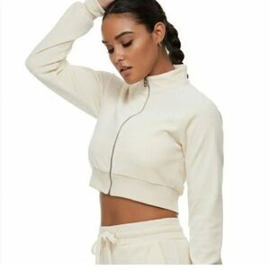 TRUE RELIGION ⭐️ velour crop zip up